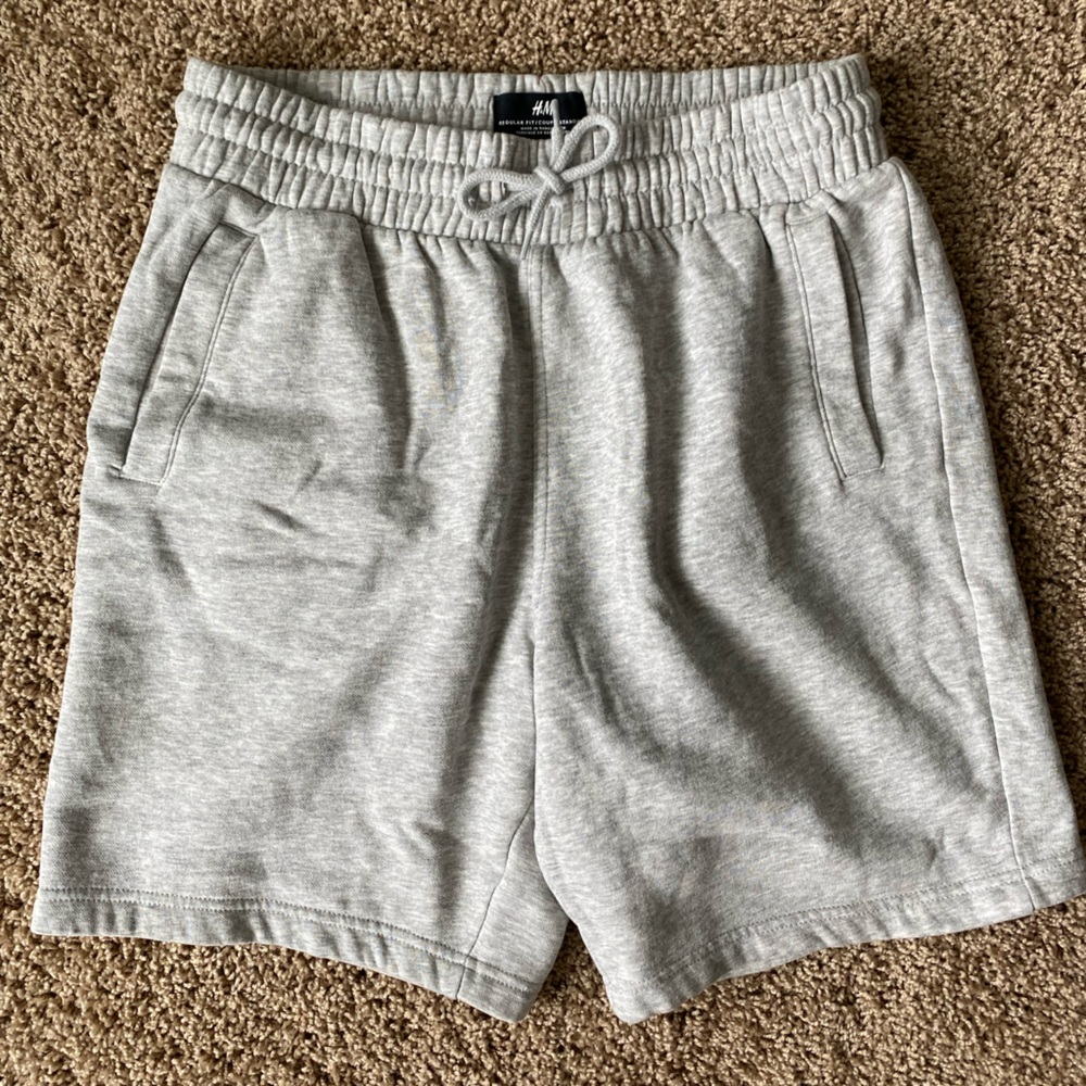 H&M Regular Fit Cotton Shorts.